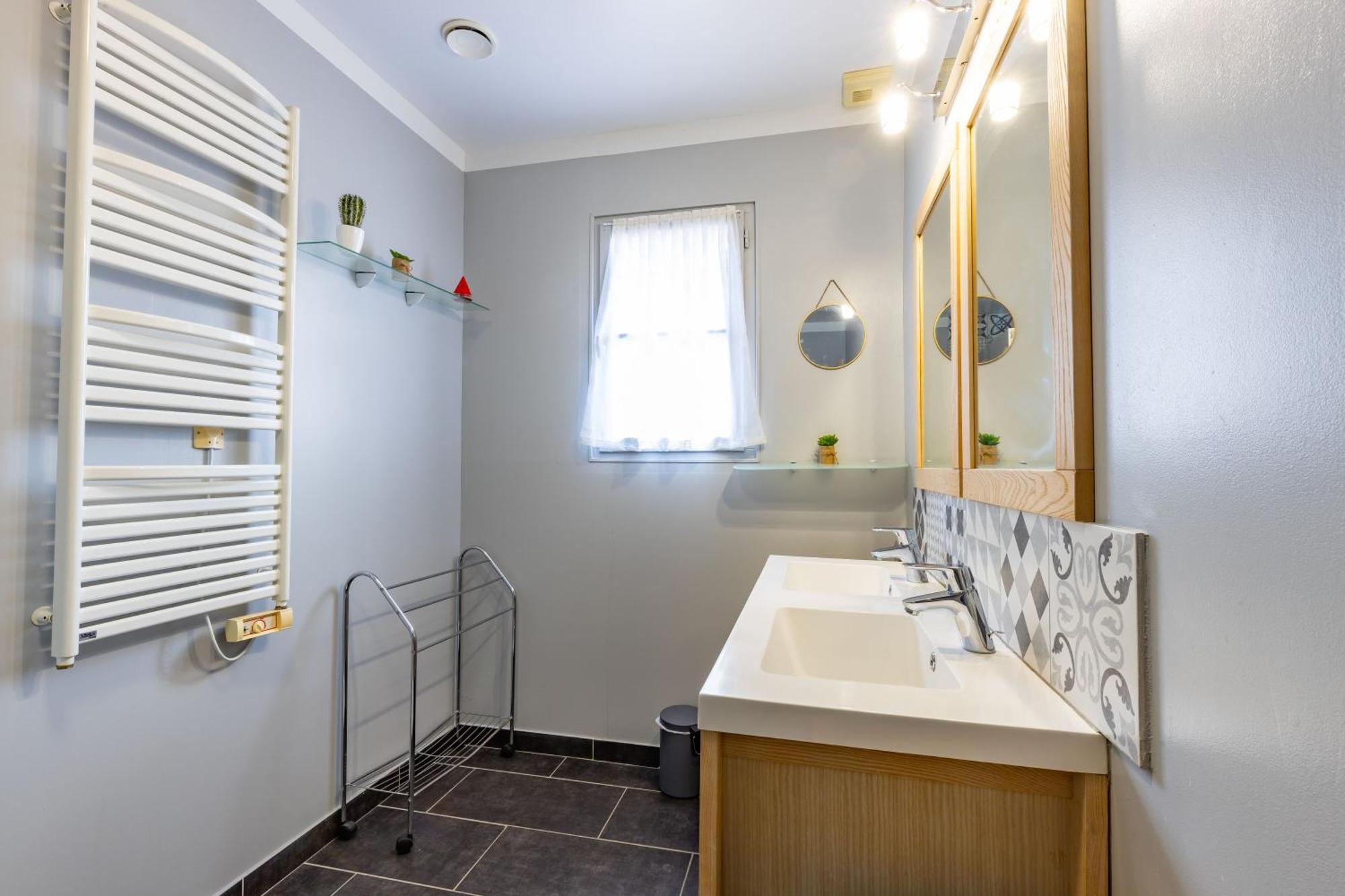 L'Atelier Des Reves, Maison Avec Piscine Privee Meusnes Bagian luar foto